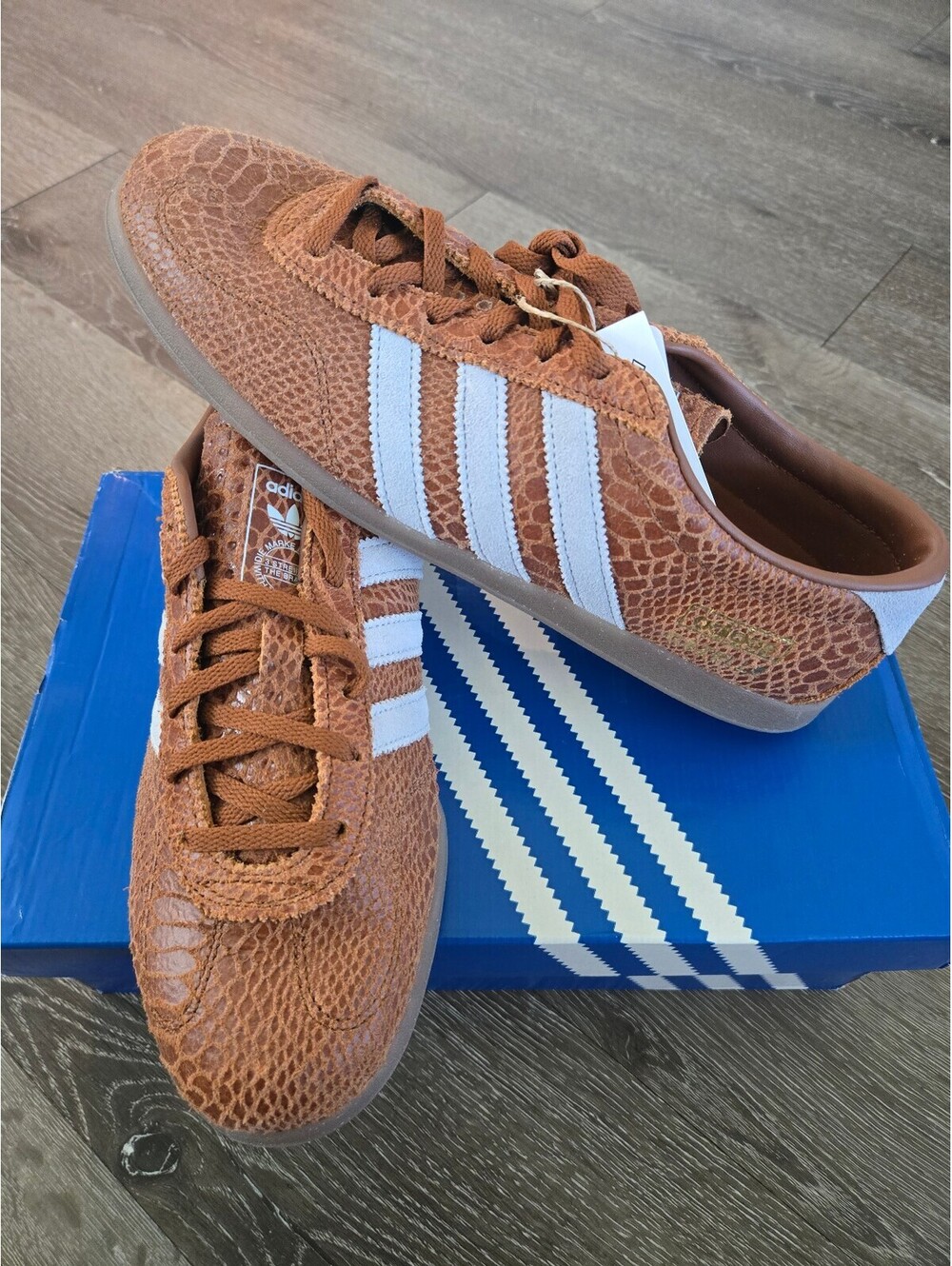 adidas Gazelle Lo Pro KI3578 Women's 10 Brown Snakeskin Gum Shoes NWT